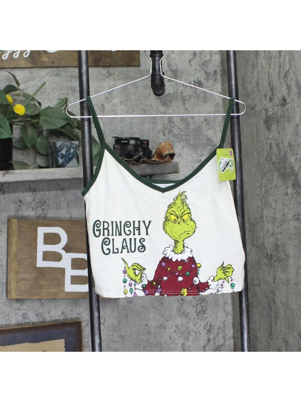 NEW The Grinch The Green Womens Holiday Christmas Cami 94747080 Green Multi L